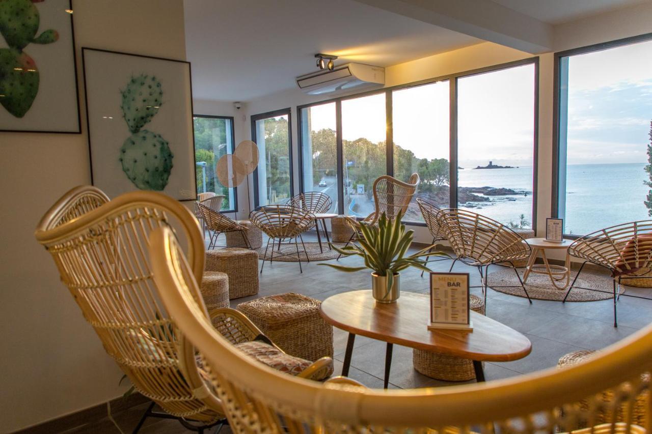 Sowell Family Riviera Hotel แซ็งต์-ราฟาเอล ภายนอก รูปภาพ