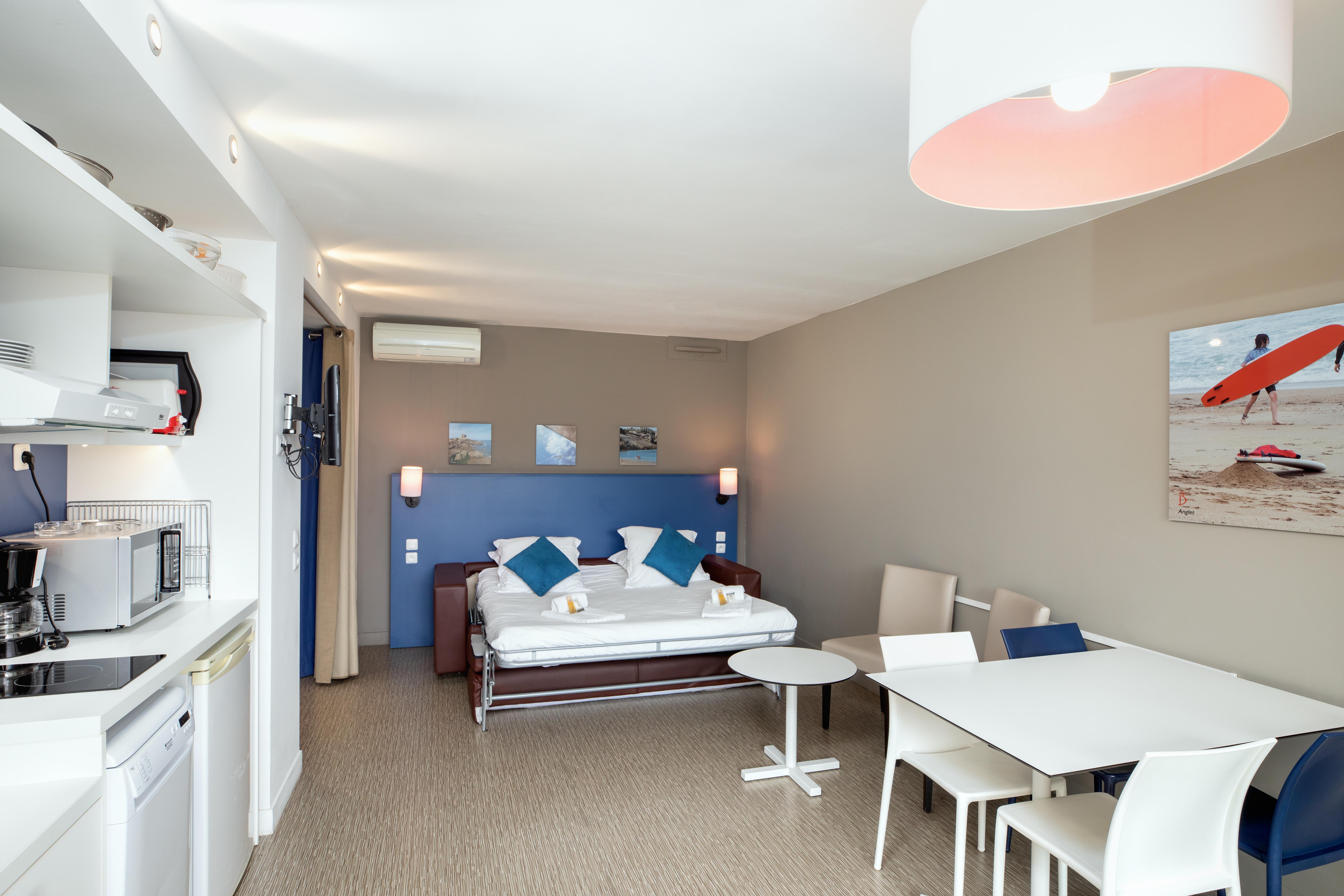 Sowell Family Riviera Hotel แซ็งต์-ราฟาเอล ภายนอก รูปภาพ