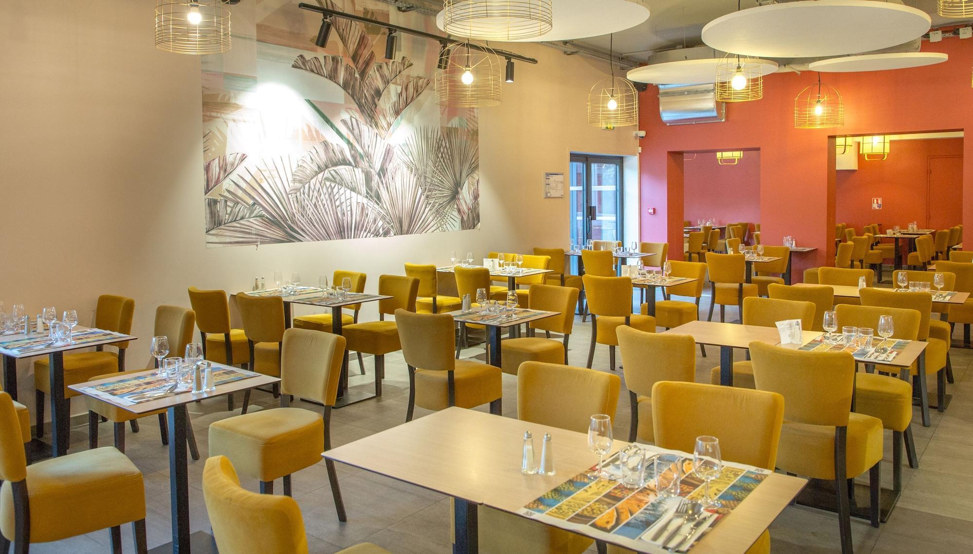 Sowell Family Riviera Hotel แซ็งต์-ราฟาเอล ภายนอก รูปภาพ